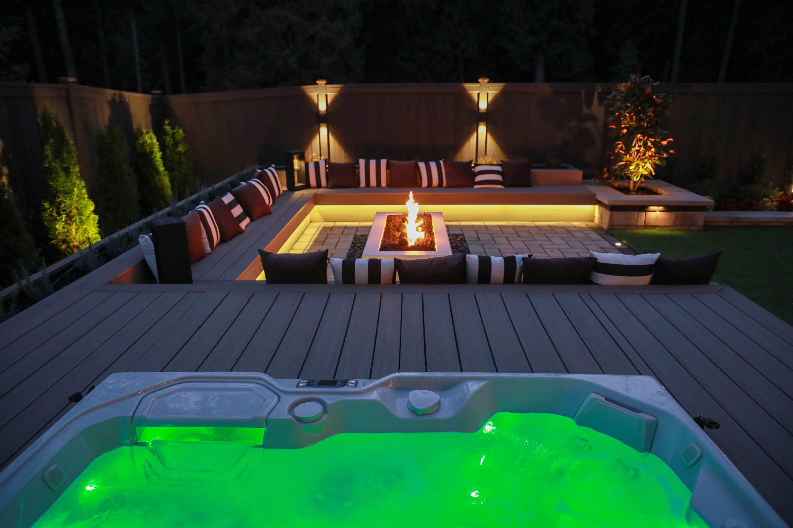 Read more about the article How Can I Incorporate Lighting Into My Outdoor Living Space Design